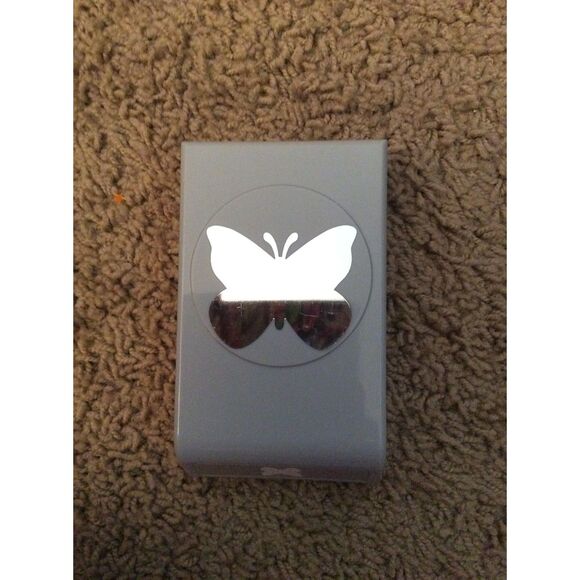 EK Success Paper Punch Tool Butterfly B10 - Picture 1 of 1